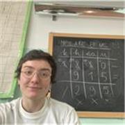 Per lezioni private in filosofia, italiano come lingua seconda, inglese o qualsiasi disciplina degli studi secondari, contattami. Saprò rispondere alle tue necessità!
