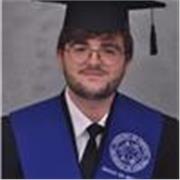 Graduado en biologia, joven, entregado y dispuesto a hacer aprender mientras aprendo