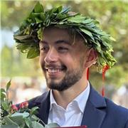 Laureato con lode in Scienze Motorie all'università di Pisa offre ripetizioni e aiuto compiti su Milano