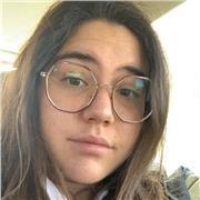Ragazza con certificazione e in grado di insegnare la lingua
