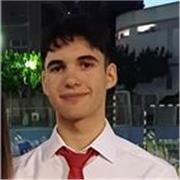 Estudiante de Física da clases de matemáticas, física o química nivel ESO y Bachillerato en Gavà, Viladecans, Castelldefels