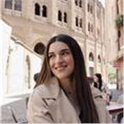 Imparto clases de inglés, pero también apoyo de todas las asignaturas (matemáticas, lengua, historia, química)