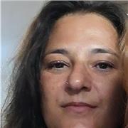 Insegnante di diritto e economia, con esperienza di diversi anni di insegnamento nella scuola