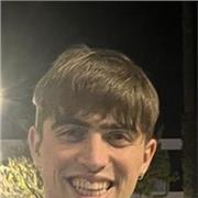 📚 RIPETIZIONI PER STUDENTI DELLE SCUOLE SUPERIORI
🎓 Con Daniele – Tutor a Pomezia
Hai bisogno di una mano con lo studio?
Offro