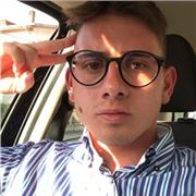 Esperto in tutte le materie scientifiche, ma anche inglese, francese, italiano e storia