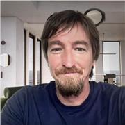 English tutor with more than 13 years of experience teaching Business and General English.