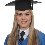 Profesora de Física y Química que ofrece clases particulares para el ámbito científico