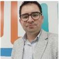 İlkokul gruplarına
sosyal bilgiler dersi, liselere hazırlık ve üniversiteye hazırlık gruplarına tarih dersi vermekteyim.