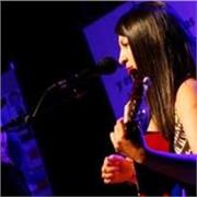 Clases de música: Iniciación musical- Guitarra popular- Ukelele- Piano inicial + Teoría musical
