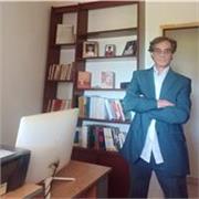 Profesor de derecho para cualquier nivel y edad. 