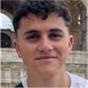 Estudiante de Administración y Dirección de empresas con un nivel B2 de Cambridge certificado