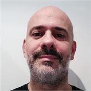 Offro lezioni a persone di tutte le età adattandole alle loro esigenze