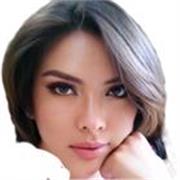 Maestra particular con más de 10 años de experiencia docente. Expertise en análisis y enfoque financier