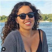 Estudiante de medicina con más de cinco años de experiencia dando clases particulares de apoyo escolar, especialmente en el campo de las ciencias, enfocadas a niños de primária, ESO o bachillerato