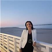 Laureata in biologia con passione per la chimica