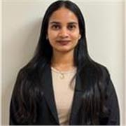 Fluent English-speaking student offering tutoring support and guidance.

