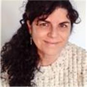 Soy Ruth Pastrani, mentora en autoconocimiento, gestión emocional y mindfulness aplicado, para niños, jóvenes y adultos. 