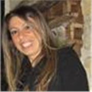 Laureata in Lingue e Letterature straniere impartisco lezioni a studenti di scuola secondaria e universitari