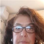 Avvocato impartisce lezioni di diritto civile, diritto penale e processuale a studenti universitari e di scuola secondaria