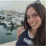 Chica amable y entusiasta decidida a impartir clases de inglés a niños de infantil, primaria e incluso primeros cursos de la eso. 