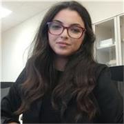 Madrelingua araba, laureata in lingue e la mia passione è insegnare