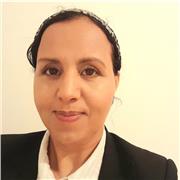 Professeure de mathématique propose des cours pour des élèves du primaire au collège