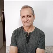 Doy clases de informática , especialmente ofimática y SQL Server