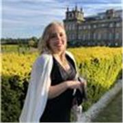I’m a friendly and supportive ESOL teacher who loves helping learners feel confident in using English every day. 