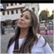 SONO UNA TUTOR SOLARE ,PAZIENTE E PREPARATA PER AIUTARE I VS BIMBI nel percorso scolastico, con solarità ,e passione 