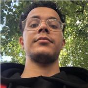 J’enseigne dans tout les domaine que ce soit du rattrapage des cours de soutien scolaire ou de l’aide au devoirs