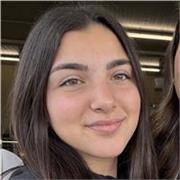Diplomata al Liceo Classico (100L) propone ripetizioni per scuola elementare, media e liceo in matematica, inglese, latino a Roma.