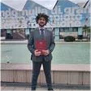 Insegnante di arabo.. madre lingua.. laurea( lingue e mediazione linguistica culturale L_12)