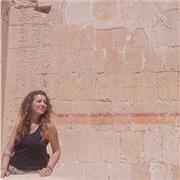 Profesora de historia y conocimiento del medio para primaria y secundaria