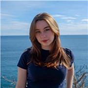 Profesora de apoyo de ESO en Lengua, Inglés, Historia...etc. Ayudo con deberes y repasos