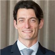 Docente laureato in Biologia, specializzato in Scienze, propone lezioni online per studenti delle medie e superiori.