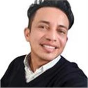 Project Manager, ofrece clases de español para adultos