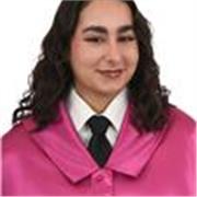 Profesora de apoyo escolar con formación en Trabajo Social e Integración Social, especializada en acompañamiento educativo. 