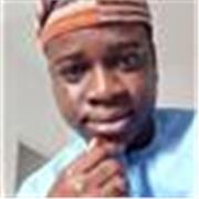 Professor de Português com mais de 8 anos de experência com crianças e adultos