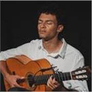 Estudiante de ESMUC enseña guitarra (clásica, flamenca, acústica, eléctrica) para todos los niveles. Barcelona