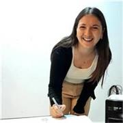 Educadora infantila y daría clases niños,adolescentes y adultos.