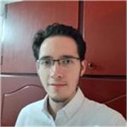 Profesor de humanidades da clases de español e inglés a personas de cualquier edad