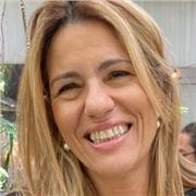 Professor de Marketing com experiência em exposição por casos práticos e exemplos brasileiros