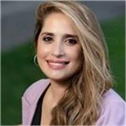 Docente de Inglés a quien le apasiona su trabajo ,brinda afianzamiento a todas las edades y niveles