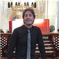 Diplomato al conservatorio e concertista offre lezioni di pianoforte, organo e tastiera, classica e moderna