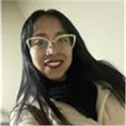 Profesora de inglés de manera virtual para niños