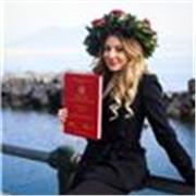 Docente in Letteratura e grammatica Italia, storia, filosofia, storia dell'arte e latino impartisce lezioni private online