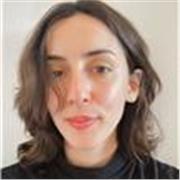 Profesora de edición audiovisual apta para todas las edades y niveles. En Barcelona y online. 