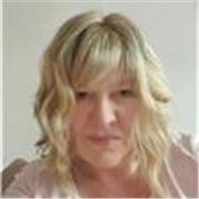 I specialize in supporting students to further improve their English language reading, writing, grammar and overall confidence