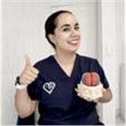 Maestra de psicología, con habilidades para clases online