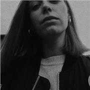 Studentessa al secondo anno di Mediazione Linguistica traduzione in ambito turistico e imprenditoriale, impartisco ripetizioni di Lingua Inglese al livello B2/C1, Lingua Spagnola al livello C1, Storia dell'arte e Geografia; inoltre aiuto compiti per eleme